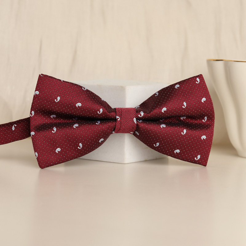 Papillon di anacardi bianco rosso vino