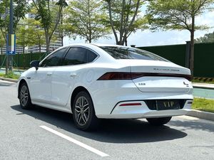 BYD Qin PLUS DM-i 2023, Sedán Híbrido 1.5L, Autos Usados, Autos de Segunda Mano, Auto Económico para Exportación - Product Image 4