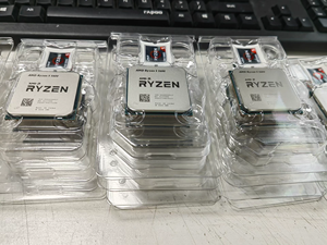 Baru untuk AMD R5 5600 R5 5600 Tray 3.5 GHz 6-Core 12-Thread CPU <span class=keywords><strong>Processor</strong></span> 7NM L3=32M 100-000000927 Socket AM4 - Product Image 4