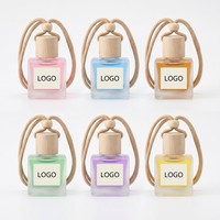 Flacon de parfum pour voiture en verre givré de 8 ml avec bouchon en bois, diffuseur d'aromathérapie, plusieurs senteurs, longue durée, OEM ODM, logo personnalisé