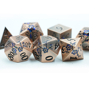 Alliage de zinc polyédrique <span class=keywords><strong>logo</strong></span> personnalisé donjons et <span class=keywords><strong>dragons</strong></span> couleur cuivre solide fleur mica dés ensemble - Product Image 5