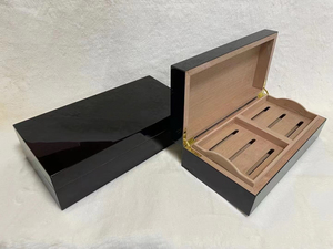Boîte à cigares en bois noir brillant avec logo personnalisé, étui de rangement de luxe pour cigares, vente en gros d'usine, emballage de cigares, boîte à cigares en bois - Product Image 2