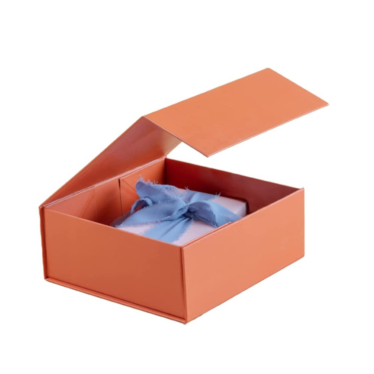 custom luxury paper magnetic gift packaging box collapsible groomsmen bridesmaid proposal box