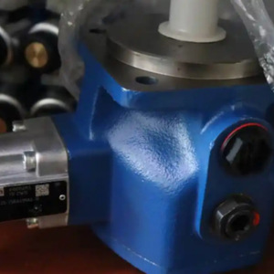 Repuesto de Bomba de Paletas Rexroth PV7-1X/06-10RA01MA0-10 para Engranajes Hidráulicos - Product Image 2
