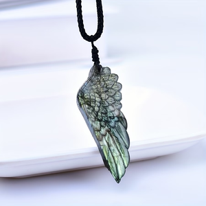 Colgante de Cristal de Labradorita Natural Pulida de Alta Calidad con Grabado de Alas de Ángel, con Feng Shui DIY para Regalo - Product Image 5