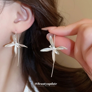 ต่างหูรูปดอกไอริสสุดน่ารัก แฟชั่นทันสมัย ใช้งานได้หลากหลาย ต่างหูแบบห้อย ดีไซน์หรูหรา สง่างาม เหมาะสำหรับใส่ไปทำงาน เครื่องประดับหูสุดหรู - Product Image 4