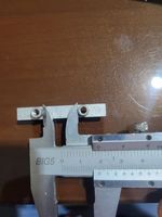 Dents artificielles en métal, espacement des trous de vis M4 30 mm, hauteur totale 12 mm, pas des dents 2,2 mm