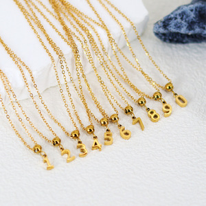 2024 изящное минималистичное ожерелье из нержавеющей стали, маленькое милое ожерелье с 26 буквами, гипоаллергенное ожерелье с позолоченным именем 18 карат - Product Image 2