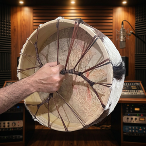 Tambour chamanique artisanal en acier inoxydable et bois avec bâton de percussion pour la thérapie sonore spirituelle, la méditation et la guérison - Tambour Bodhran - Product Image 3