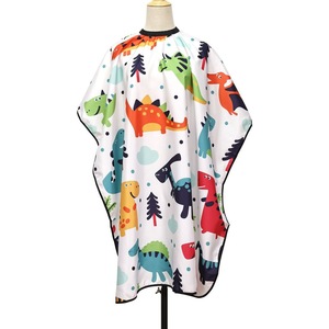 Fabricant fournisseur coupe <span class=keywords><strong>de</strong></span> cheveux pour enfants dinosaure écharpe enfants antiadhésif coupe <span class=keywords><strong>de</strong></span> cheveux écharpe bébé dessin animé châle en polyester matériel - Product Image 1