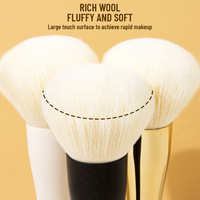 Pinceau de maquillage rond beige en poils synthétiques avec manche souple en plastique pour fond de teint et fard à joues, outil de beauté pour le visage, logo personnalisé, vente en gros
