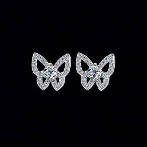 Pendientes de Plata de Ley S925 con Diseño de Mariposa del Bosque y Moissanita - Product Image 5