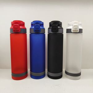 Botella de Agua de Plástico de 900 ml, Negra y Blanca, Esmerilada con Recubrimiento Mate para Beber Directamente, la Más Vendida en Kenia - Product Image 1