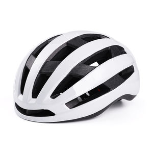 Más ahorro de fábrica personalizado integralmente molde <span class=keywords><strong>casco</strong></span> montaña carretera Luna <span class=keywords><strong>casco</strong></span> <span class=keywords><strong>bicicleta</strong></span> <span class=keywords><strong>casco</strong></span> Gorra estilo - Product Image 1