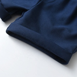 Elegante Completo Estivo per Bambini: Camicia a Righe con Papillon e Pantaloncini Tinta Unita, Outfit da Gentiluomo a Maniche Corte - Product Image 4