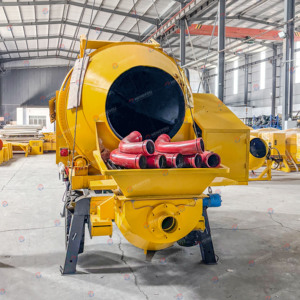 Pompa ile taşınabilir dizel beton mikseri çimento makinesi beton harç kamyonu beton pompası mikser kamyon - Product Image 2