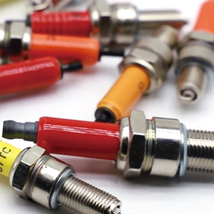 Bugi <span class=keywords><strong>c7hs</strong></span> a7tc xe tay ga/crankbone/xe máy phổ thông - Product Image 6