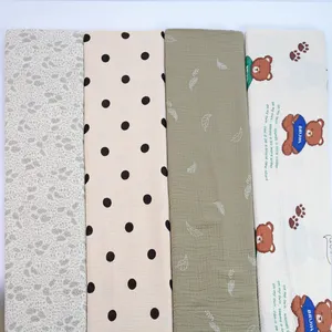 Autumn color theme bear falling leaves pattern crinkle fabric stretch quilting DIY cotton