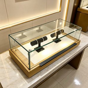 Design di Lusso per Gioiellerie del Medio Oriente, Vetrine Personalizzate in Vetro con Illuminazione LED, Design d'Interni per <span class=keywords><strong>Negozi</strong></span> di Gioielli - Product Image 5