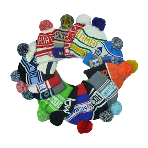 Gorro de punto de acrílico 100% personalizado <span class=keywords><strong>para</strong></span> <span class=keywords><strong>hombre</strong></span> al por mayor, Gorro con pompón a rayas, gorro deportivo de Jacquard con puños MOQ bajo - Product Image 1