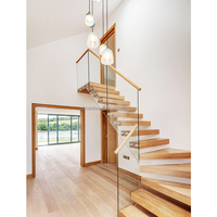 Produit le plus vendu sur Alibaba Bandes de roulement d'escalier en chêne rouge Rampe en verre légère à LED Escaliers Balustrades et rampe d'escalier intérieur Mono