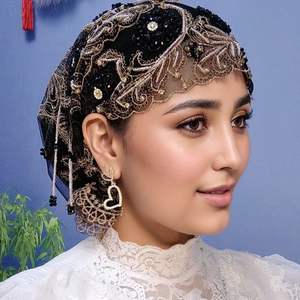 หมวกไหมพรมปักลายขนสัตว์เทียมประดับพู่ห้อยลูกปัดทรงหางปลาแบบฮุ่ย ผ้าคลุมผมแฟชั่นแบบลูกไม้ ใช้ได้ทุกฤดู - Product Image 4