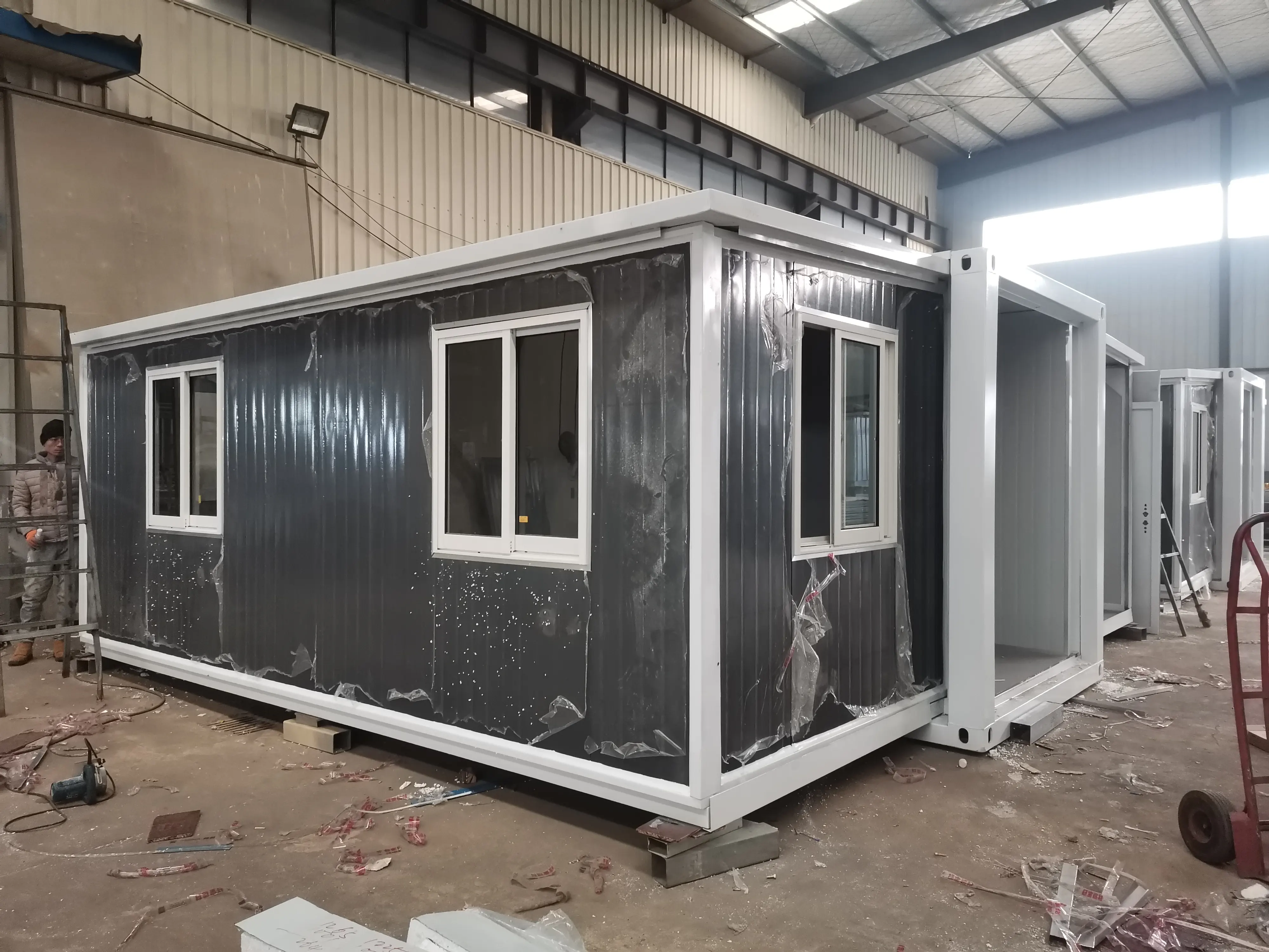 Innovaties Goede Prijs Huis Anti-Corrosie Zonne-Huizen Prefab Staal Uitbreidbare Container Huis Kleine Villa