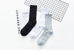 Calzini da Basket Invernali <span class=keywords><strong>Spalding</strong></span> Personalizzati all'Ingrosso, Logo, Supporto per Caviglia, Stile Equipaggio, Lavorati a Maglia, Motivo Caratteristico, Antiscivolo, per Appassionati di Sport - Product Image 5