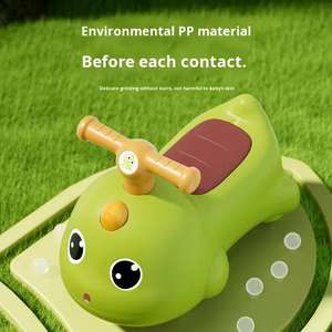 سيارات أطفال للركوب بسعر المصنع للأعمار من <span class=keywords><strong>2</strong></span> إلى 4 سنوات، سيارات بلاستيكية تعمل بالقدم بأربع عجلات مضادة للانقلاب للاستخدام العائلي وفي رياض الأطفال - Product Image 2