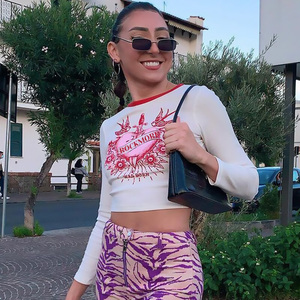 À la mode léger recadrée femme hauts Sexy impression numérique col rond T-Shirt personnalisé tissu tissé respirant courte longueur - Product Image 2