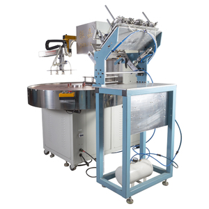 Machine de soudage et de découpe à haute fréquence à plateau tournant automatique de 8000 W pour emballage double blister en PVC PET GAG - Product Image 4