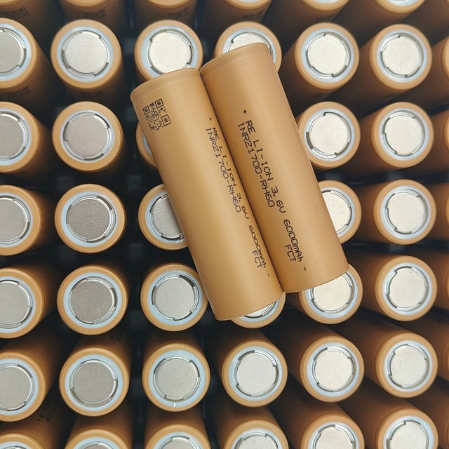 High Energy Density 21700 6000mah Cells RH60 30A Discharge 21700 Lithium Ion Battery 6000mah for E-bike Drone Robot Electronics
