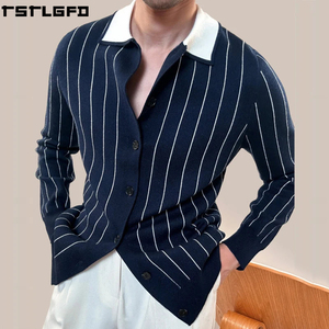 Cardigan en tricot rayé coupé-cousu pour homme, bleu marine et blanc, col contrastant, boutonné, style streetwear, pulls pour hommes, vente en gros pour fabricants - Product Image 1