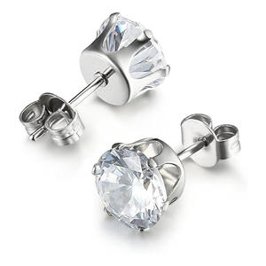 Pendientes Clásicos de Diamantes Redondos de 3mm con Engaste de Garra, Joyería Fina para Mujer - Product Image 5