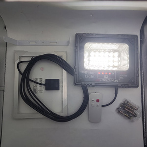 Nouveau <span class=keywords><strong>projecteur</strong></span> <span class=keywords><strong>solaire</strong></span> <span class=keywords><strong>LED</strong></span> série JDK IP65 500W pour extérieur, en aluminium avec affichage de puissance, pour usage routier - Product Image 6