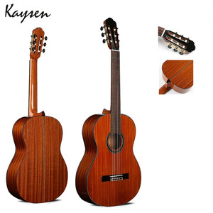 Guitarra Clásica de Alta Calidad Hecha a Mano de 39 Pulgadas, Tamaño 4/4, Tapa de Cedro Sólido, Fondo y Lados de Sapele, Hecha en China - Product Image 1