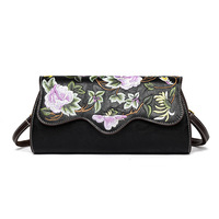 Sac à bandoulière vintage en PU gaufré à motif floral, sac rétro à rabat, sac messager pour le quotidien et les voyages