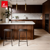 Armoires de cuisine en bois massif Alland Luxury Warm Transitional Contemporary Black Walnut Matte Recessed Panel pour villa