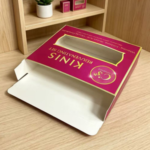 Caja de cartón rosa intenso personalizada con estampado en lámina dorada para cosméticos, caja para set de cuidado facial con ventana. - Product Image 3