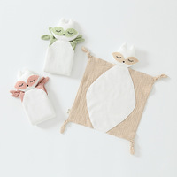 Serviette apaisante pour bébé avec petit renard blanc en peluche en gaze de coton pur marionnette à main sans danger pour la bouche aide au sommeil pour les nourrissons literie