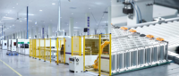 Ligne de production entièrement automatique pour l'assemblage modulaire de batteries ESS : alimentation cellulaire, tri, empilage, regroupement, soudage, test.