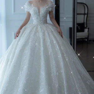 Nuevo Vestido de Novia de Lujo 2026 con Hombros Descubiertos, Escote en V, Apliques de Encaje, Estilo Princesa, Largo hasta el Suelo, Cintura Natural y Perlas - Product Image 1