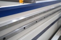 Routeur CNC à bois 4 axes ATC 1325 2030 avec axe rotatif, changeur d'outils linéaire, système Syntec, routeur CNC pour meubles en MDF