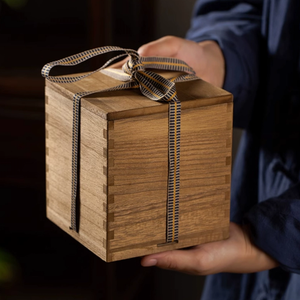 Scatola <span class=keywords><strong>Regalo</strong></span> <span class=keywords><strong>in</strong></span> <span class=keywords><strong>Legno</strong></span> Massello con Giunzioni a Coda di Rondine, Artigianato Senza Tempo per Eleganti Donazioni, Made <span class=keywords><strong>in</strong></span> China - Product Image 3