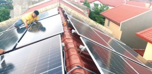 Kit de Sistema de Almacenamiento de Energía Solar Híbrido Greensun de 5kw 6kw 8kw 10kw 15kw 20kw con <span class=keywords><strong>Inversor</strong></span> <span class=keywords><strong>Deye</strong></span> y Batería de Litio - Product Image 6