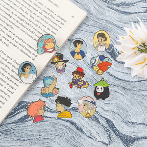 Broche de Metal con Diseño de Anime Japonés Clásico: Chihiro, Sin Rostro, El Castillo Ambulante, <span class=keywords><strong>Ponyo</strong></span> en el Acantilado, Regalo Creativo Unisex para Fiestas - Product Image 3
