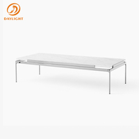 Table basse trapézoïdale minimaliste moderne, plateau en bois brun et base vert mat, table d'appoint créative pour salon
