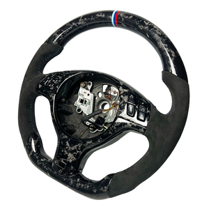 Volant de voiture haute performance avec ligne centrale en fibre de carbone et cuir suédé pour E46 E60 E90 E92 F20 F30 F80 F82 - Product Image 3