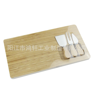Juego de Tabla de Queso de Bambú con 3 Cuchillos de Acero Inoxidable Rectangulares de 35X18.7X1.6Cm para Servir y Cortar Queso - Product Image 5