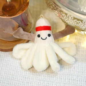 Grosir Mainan Boneka Plush Seri Bola Kreatif 10CM/4-inci Sepak Bola Bola Basket Bulu Tangkis Bola Voli Gantungan Boneka Mesin Cakar - Product Image 5